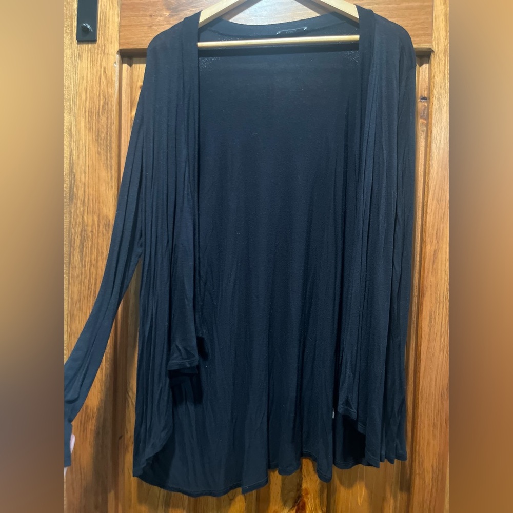Acemi Black Open-Front Women's Cardigan Sweater